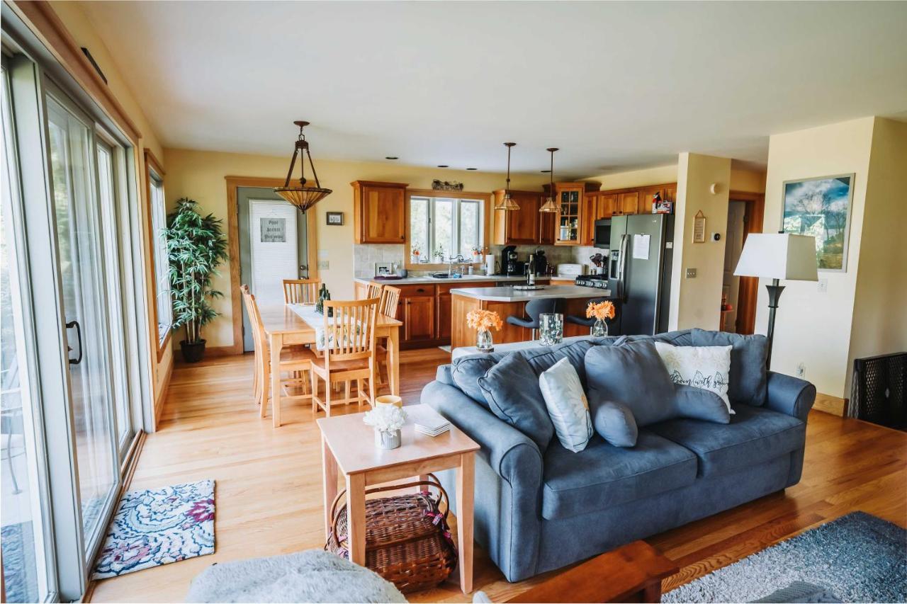 Lake-View Home With Pool In Hammondsport! المظهر الخارجي الصورة