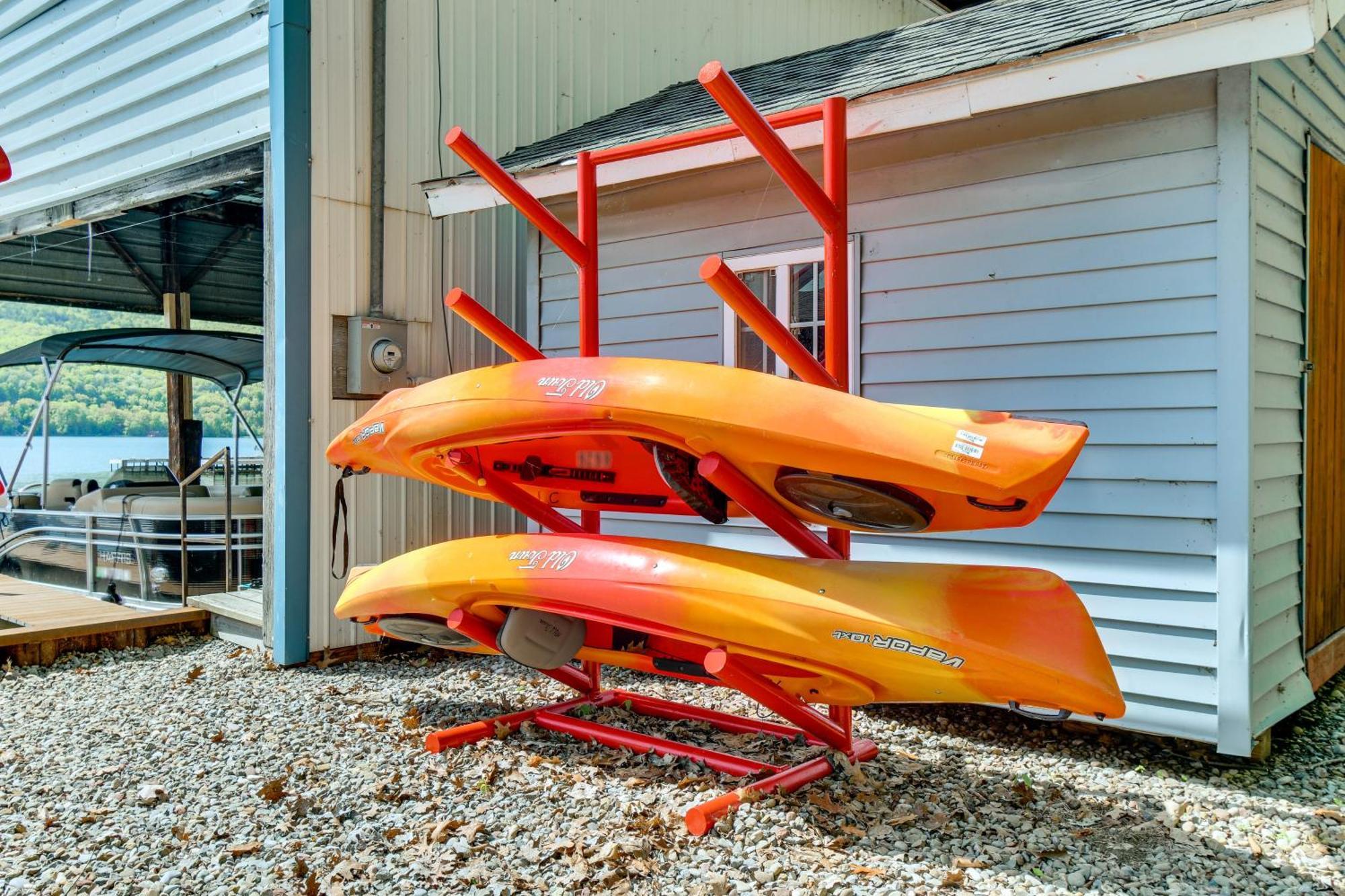 Lake-View Home With Pool In Hammondsport! المظهر الخارجي الصورة